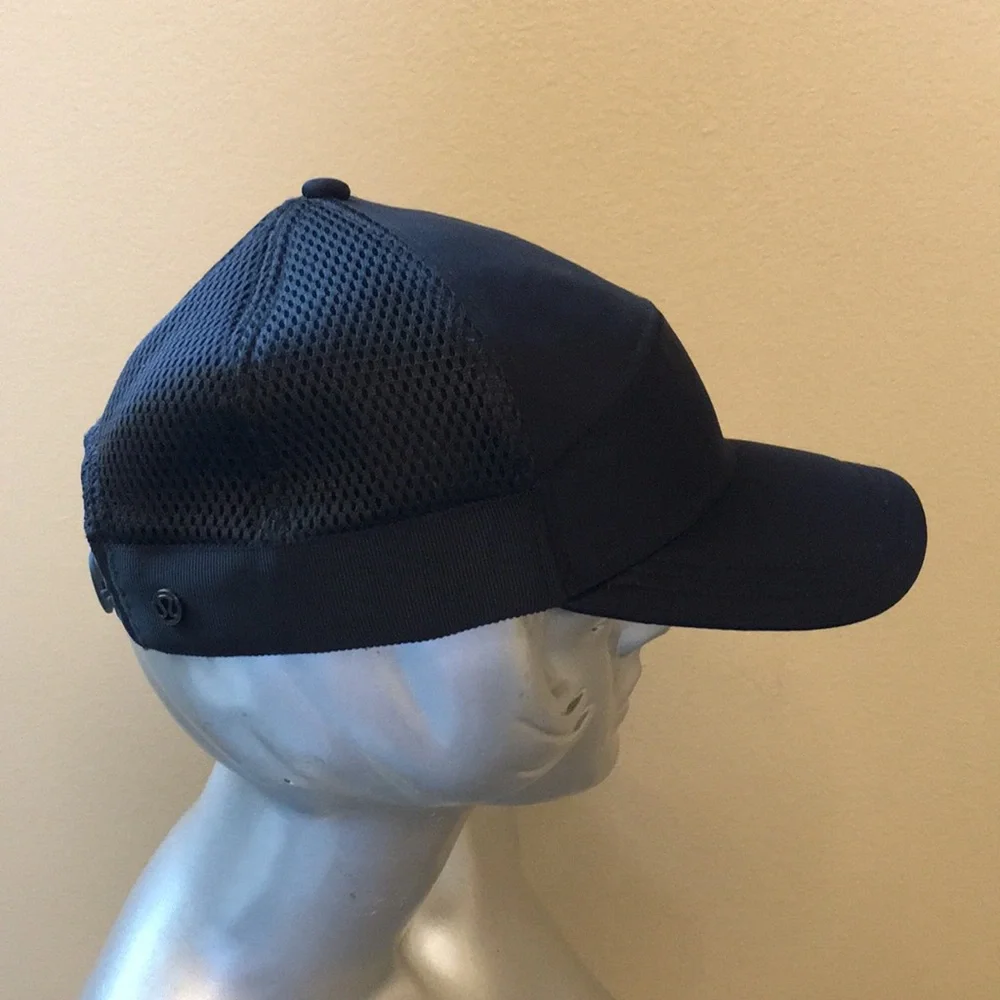 Lululemon Dash & Splash Cap Black (First Release)